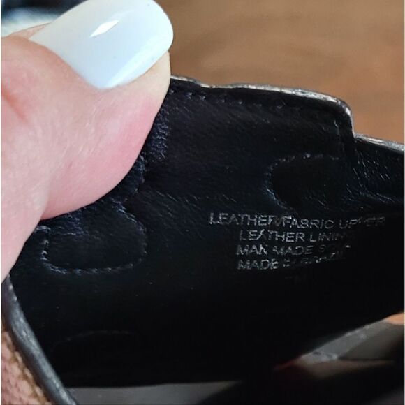 Tory Burch Black and Tan Patti Wedge Sandals Size 7 - Picture 11 of 15